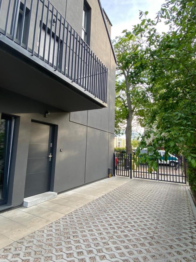 Industrialna Piwnica Hostel غدانسك المظهر الخارجي الصورة