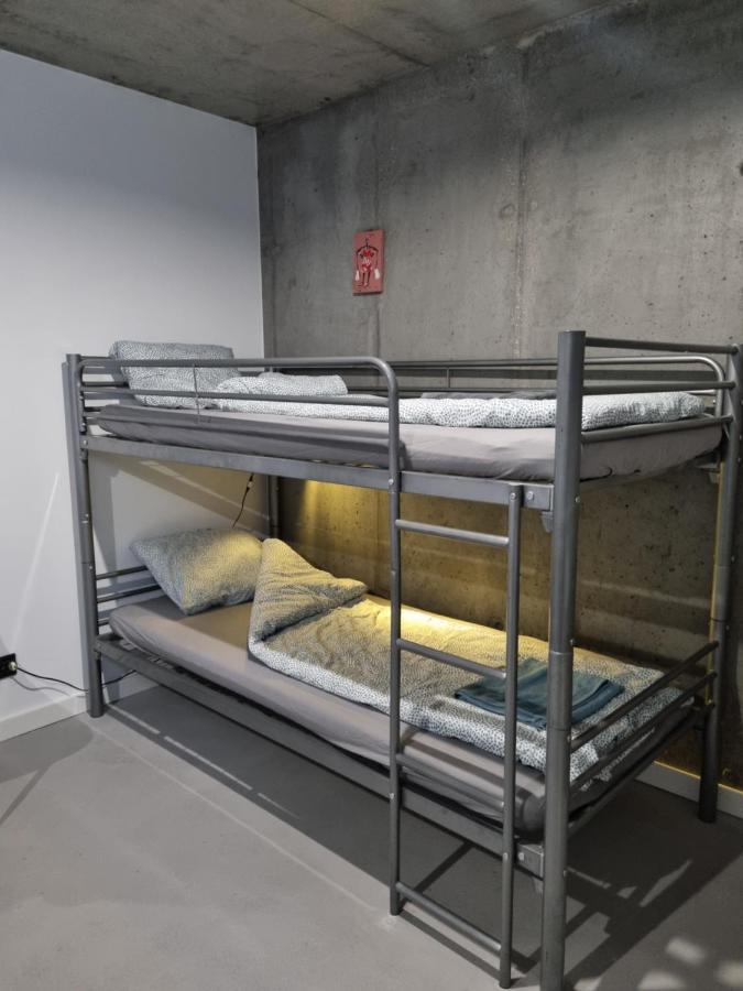 Industrialna Piwnica Hostel غدانسك المظهر الخارجي الصورة