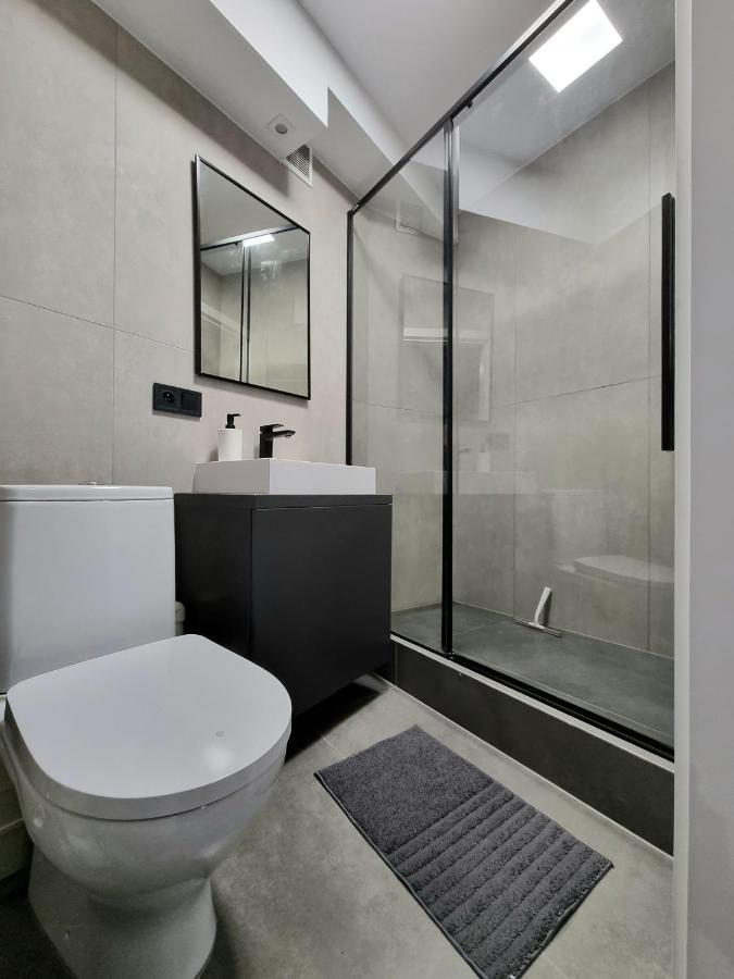 Industrialna Piwnica Hostel غدانسك المظهر الخارجي الصورة
